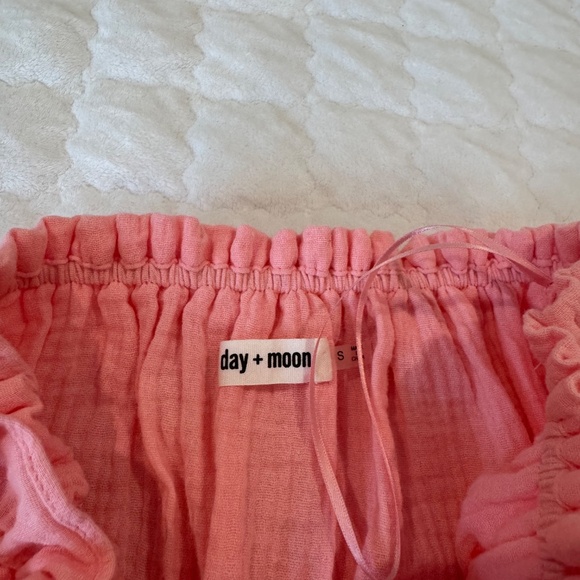 Day + Moon strapless pink mini romper/dress - Picture 3 of 3
